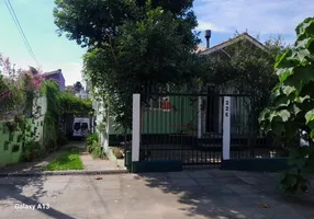 Foto 1 de Casa com 3 Quartos à venda, 177m² em Vila Nova, Porto Alegre