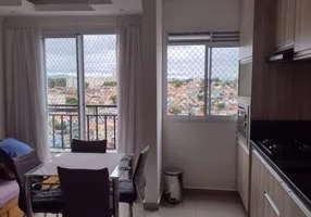 Foto 1 de Apartamento com 2 Quartos à venda, 42m² em Jardim Santa Rosa, Taboão da Serra