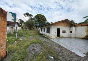 Foto 1 de Casa com 1 Quarto para alugar, 50m² em Vila Nova, Joinville