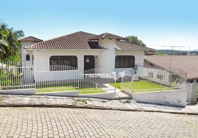 Foto 1 de Casa com 4 Quartos à venda, 437m² em Salto, Blumenau