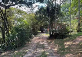 Foto 1 de Fazenda/Sítio com 4 Quartos à venda, 210m² em Cemucam, Cotia