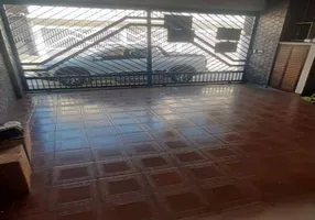 Foto 1 de Casa com 2 Quartos à venda, 120m² em Pestana, Osasco