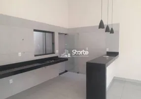 Foto 1 de Casa com 3 Quartos à venda, 90m² em Vida Nova, Uberlândia