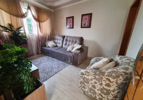 Foto 1 de Casa com 3 Quartos à venda, 110m² em Loteamento Sumaré, Maringá