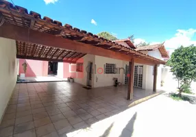 Foto 1 de Casa com 3 Quartos à venda, 450m² em Morada do Sol, Montes Claros