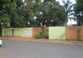 Foto 1 de Casa com 4 Quartos à venda, 381m² em Jardim Shangri La, Cuiabá