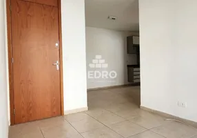 Foto 1 de Apartamento com 3 Quartos à venda, 63m² em Órfãs, Ponta Grossa