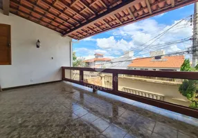 Foto 1 de Casa com 3 Quartos à venda, 290m² em Caiçaras, Belo Horizonte