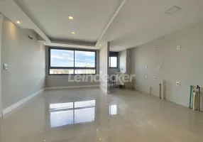 Foto 1 de Apartamento com 1 Quarto para alugar, 45m² em Vila Ipiranga, Porto Alegre