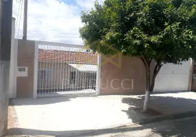 Foto 1 de Casa com 2 Quartos à venda, 105m² em Vila Lemos, Campinas