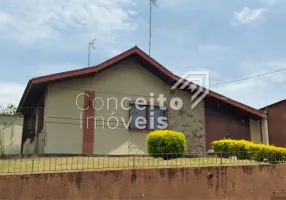 Foto 1 de Casa com 3 Quartos à venda, 87m² em Uvaranas, Ponta Grossa