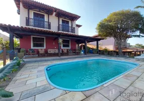 Foto 1 de Casa com 4 Quartos à venda, 275m² em Bananeiras (Iguabinha), Araruama