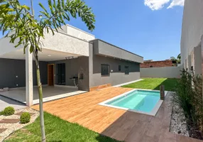 Foto 1 de Casa com 3 Quartos à venda, 371m² em Loteamento Alphaville Residencial , Goiânia