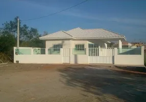 Foto 1 de Casa de Condomínio com 3 Quartos à venda, 128m² em Fazendinha, Araruama