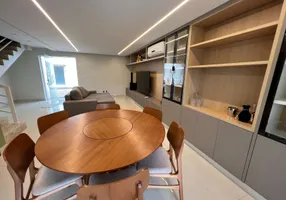 Foto 1 de Sobrado com 3 Quartos à venda, 140m² em Jardim Santo Antônio, Goiânia