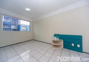 Foto 1 de Apartamento com 3 Quartos para alugar, 56m² em Tabapuã, Caucaia