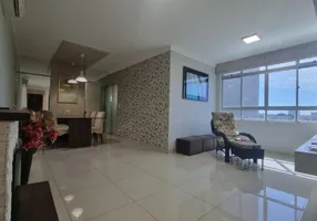 Foto 1 de Apartamento com 3 Quartos à venda, 87m² em Zona 03, Maringá