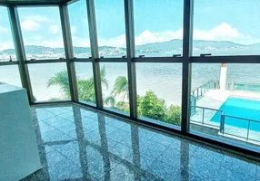 Foto 1 de Apartamento com 3 Quartos à venda, 130m² em Coqueiros, Florianópolis