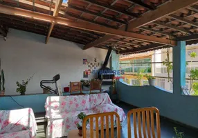 Foto 1 de Casa com 3 Quartos à venda, 236m² em Jardim Pazini, Taboão da Serra