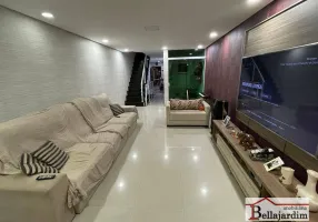 Foto 1 de Sobrado com 3 Quartos à venda, 203m² em Vila Assuncao, Santo André