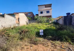 Foto 1 de Lote/Terreno à venda, 240m² em Real de Queluz, Conselheiro Lafaiete