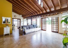 Foto 1 de Casa com 3 Quartos à venda, 191m² em CENTRO, Águas de São Pedro