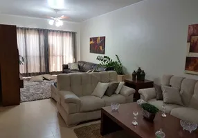 Foto 1 de Apartamento com 3 Quartos à venda, 180m² em Centro, Araraquara