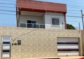 Foto 1 de Casa com 2 Quartos à venda, 129m² em Floresta, Santarém