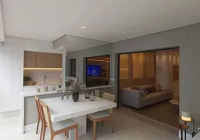 Foto 1 de Apartamento com 2 Quartos à venda, 82m² em Barra da Tijuca, Rio de Janeiro