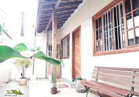 Foto 1 de Casa com 3 Quartos à venda, 120m² em JARDIM TIRADENTES, Volta Redonda