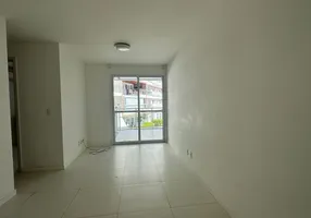 Foto 1 de Apartamento com 2 Quartos para alugar, 70m² em Recreio Dos Bandeirantes, Rio de Janeiro