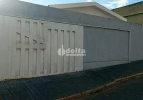 Foto 1 de Casa com 3 Quartos à venda, 312m² em Lagoinha, Uberlândia