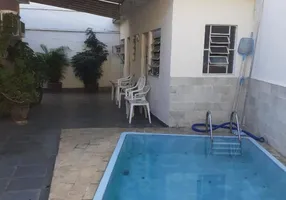 Foto 1 de Casa com 3 Quartos à venda, 325m² em Centro, Nova Iguaçu