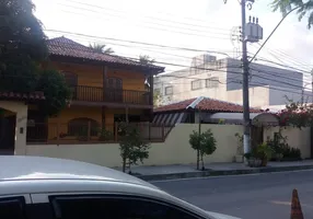 Foto 1 de Casa de Condomínio com 4 Quartos à venda, 320m² em Badu, Niterói