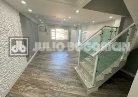 Foto 1 de Casa de Condomínio com 3 Quartos à venda, 260m² em Freguesia- Jacarepaguá, Rio de Janeiro