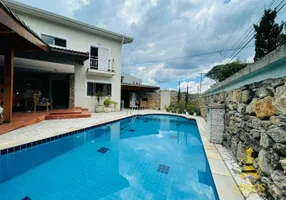 Foto 1 de Casa com 3 Quartos à venda, 260m² em Vila Petropolis, Atibaia