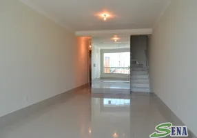 Foto 1 de Sobrado com 3 Quartos à venda, 210m² em Piqueri, São Paulo