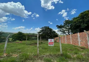 Foto 1 de Lote/Terreno à venda, 1050m² em Jatobá, Londrina