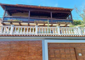 Foto 1 de Casa com 3 Quartos à venda, 669m² em Varzea, Teresópolis