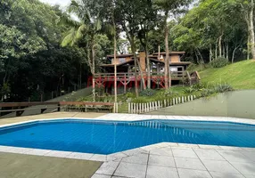 Foto 1 de Casa de Condomínio com 3 Quartos à venda, 1800m² em Caraguata, Mairiporã