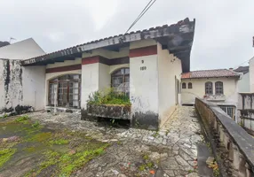 Foto 1 de Casa com 6 Quartos à venda, 225m² em Jardim das Américas, Curitiba