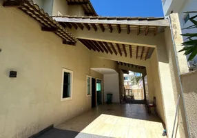 Foto 1 de Casa de Condomínio com 5 Quartos à venda, 310m² em Loteamento Portal do Sol II, Goiânia