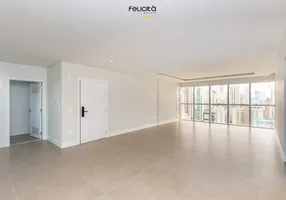 Foto 1 de Apartamento com 3 Quartos à venda, 137m² em Centro, Balneário Camboriú