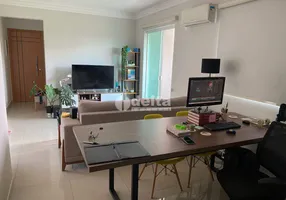 Foto 1 de Apartamento com 3 Quartos à venda, 78m² em Saraiva, Uberlândia