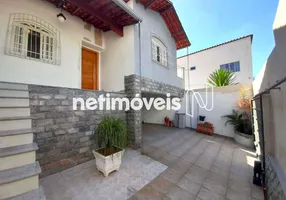 Foto 1 de Casa com 4 Quartos à venda, 196m² em Caiçaras, Belo Horizonte