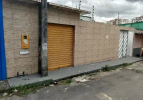 Foto 1 de Casa com 2 Quartos à venda, 100m² em Flores, Manaus