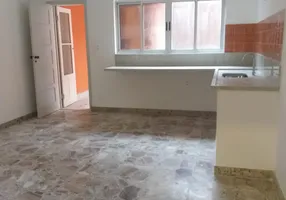 Foto 1 de Casa com 2 Quartos para alugar, 250m² em Cidade Vargas, São Paulo