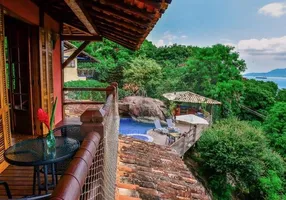 Foto 1 de Casa com 5 Quartos à venda, 360m² em Siriuba, Ilhabela