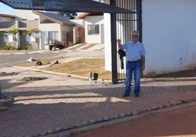 Foto 1 de Casa com 3 Quartos à venda, 100m² em Jardim Nilce, Agudos