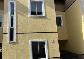 Foto 1 de Casa de Condomínio com 2 Quartos à venda, 64m² em Siqueira, Fortaleza